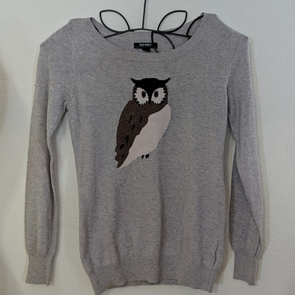 OLD NAVY Grey Sweater with Owl Graphic - Picture 4 of 7